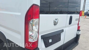 2025 Ram ProMaster 2500 Cargo Van Tradesman w/Passenger Seat Low Roof 136.0" WB - miniatura 26