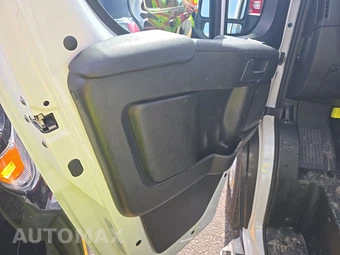 2025 Ram ProMaster 2500 Cargo Van Tradesman w/Passenger Seat Low Roof 136.0" WB - miniatura 9