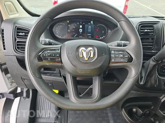 2025 Ram ProMaster 2500 Cargo Van Tradesman w/Passenger Seat Low Roof 136.0" WB - miniatura 10