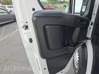2025 Ram ProMaster 2500 Cargo Van Tradesman w/Passenger Seat Low Roof 136.0" WB - miniatura 9