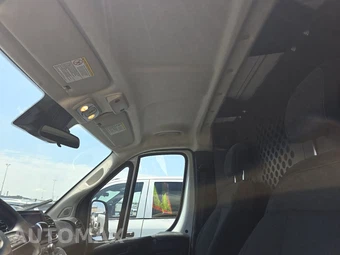 2025 Ram ProMaster 2500 Cargo Van Tradesman w/Passenger Seat Low Roof 136.0" WB - miniatura 16