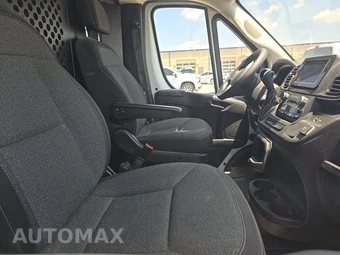2025 Ram ProMaster 2500 Cargo Van Tradesman w/Passenger Seat Low Roof 136.0" WB - miniatura 8