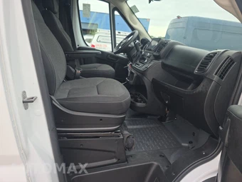 2025 Ram ProMaster 2500 Cargo Van Tradesman w/Passenger Seat Low Roof 136.0" WB - miniatura 8