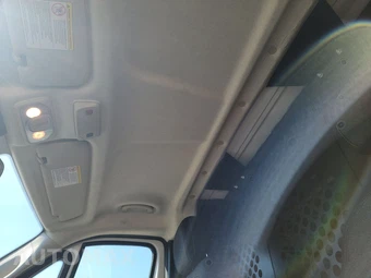 2025 Ram ProMaster 2500 Cargo Van Tradesman w/Passenger Seat Low Roof 136.0" WB - miniatura 17
