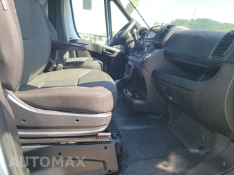 2025 Ram ProMaster 2500 Cargo Van Tradesman w/Passenger Seat Low Roof 136.0" WB - miniatura 8