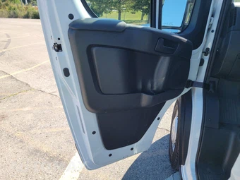 2025 Ram ProMaster 2500 Cargo Van Tradesman w/Passenger Seat Low Roof 136.0" WB - miniatura 9