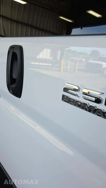 2025 Ram ProMaster 2500 Cargo Van Tradesman w/Passenger Seat Low Roof 136.0" WB - miniatura 28