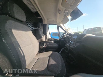 2025 Ram ProMaster 2500 Cargo Van Tradesman w/Passenger Seat Low Roof 136.0" WB - miniatura 8