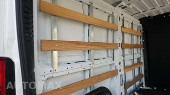 2025 Ram ProMaster 2500 Cargo Van Tradesman w/Passenger Seat Low Roof 136.0" WB - miniatura 32