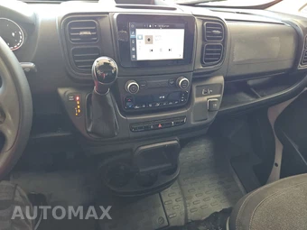 2025 Ram ProMaster 2500 Cargo Van Tradesman w/Passenger Seat Low Roof 136.0" WB - miniatura 11