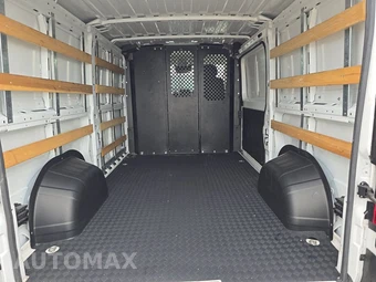 2025 Ram ProMaster 2500 Cargo Van Tradesman w/Passenger Seat Low Roof 136.0" WB - miniatura 17