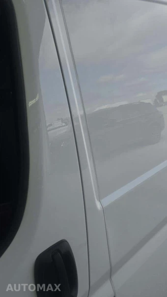 2025 Ram ProMaster 2500 Cargo Van Tradesman w/Passenger Seat Low Roof 136.0" WB - miniatura 17