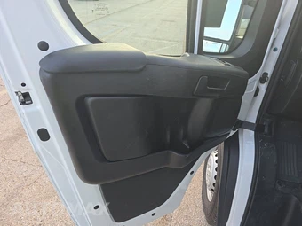 2025 Ram ProMaster 2500 Cargo Van Tradesman w/Passenger Seat Low Roof 136.0" WB - miniatura 9