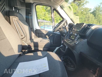 2025 Ram ProMaster 2500 Cargo Van Tradesman w/Passenger Seat Low Roof 136.0" WB - miniatura 8