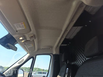 2025 Ram ProMaster 2500 Cargo Van Tradesman w/Passenger Seat Low Roof 136.0" WB - miniatura 16