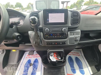 2025 Ram ProMaster 2500 Cargo Van Tradesman w/Passenger Seat Low Roof 136.0" WB - miniatura 11