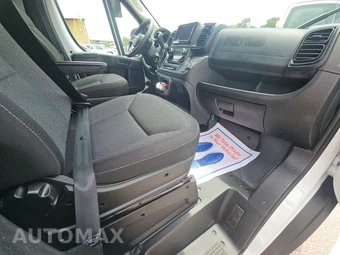 2025 Ram ProMaster 2500 Cargo Van Tradesman w/Passenger Seat Low Roof 136.0" WB - miniatura 8