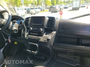 2025 Ram ProMaster 2500 Cargo Van Tradesman w/Passenger Seat Low Roof 136.0" WB - miniatura 11