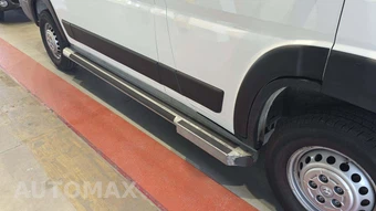 2025 Ram ProMaster 2500 Cargo Van Tradesman w/Passenger Seat Low Roof 136.0" WB - miniatura 21