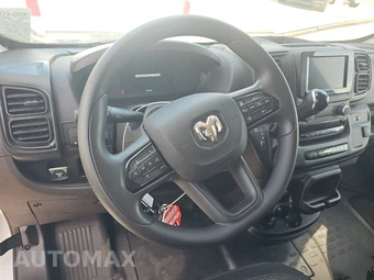 2025 Ram ProMaster 2500 Cargo Van Tradesman w/Passenger Seat Low Roof 136.0" WB - miniatura 10