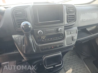 2025 Ram ProMaster 2500 Cargo Van Tradesman w/Passenger Seat Low Roof 136.0" WB - miniatura 11