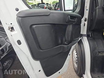 2025 Ram ProMaster 2500 Cargo Van Tradesman w/Passenger Seat Low Roof 136.0" WB - miniatura 9