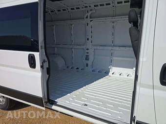 2025 Ram ProMaster 3500 Cargo Van SLT High Roof 159.0" WB - miniatura 13