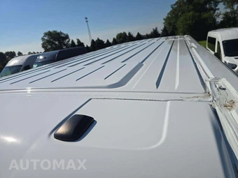 2025 Ram ProMaster 3500 Cargo Van SLT High Roof 159.0" WB - miniatura 9