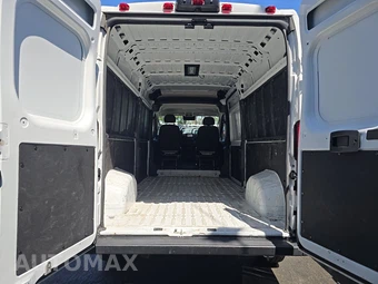 2025 Ram ProMaster 3500 Cargo Van Tradesman w/Passenger Seat High Roof 159.0" WB - miniatura 16
