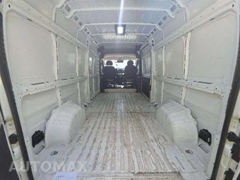 2025 Ram ProMaster 3500 Cargo Van Tradesman w/Passenger Seat High Roof 159.0" WB - miniatura 12