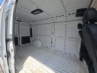 2025 Ram ProMaster 3500 Cargo Van Tradesman w/Passenger Seat High Roof 159.0" WB - miniatura 16