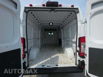 2025 Ram ProMaster 3500 Cargo Van Tradesman w/Passenger Seat High Roof 159.0" WB - miniatura 13