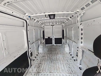 2025 Ram ProMaster 3500 Cargo Van Tradesman w/Passenger Seat High Roof 159.0" WB - miniatura 13