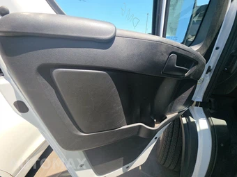2025 Ram ProMaster 3500 Cargo Van Tradesman w/Passenger Seat High Roof 159.0" WB - miniatura 9