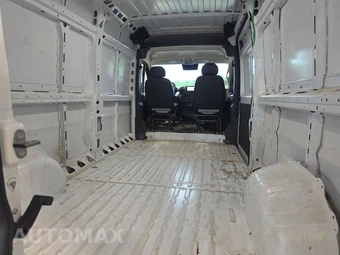2025 Ram ProMaster 3500 Cargo Van Tradesman w/Passenger Seat High Roof 159.0" WB - miniatura 16