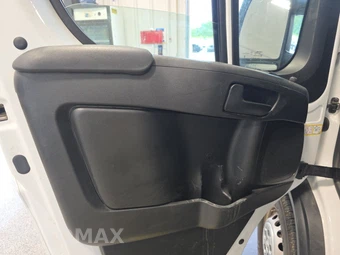 2025 Ram ProMaster 3500 Cargo Van Tradesman w/Passenger Seat High Roof 159.0" WB - miniatura 9