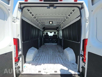2025 Ram ProMaster 3500 Cargo Van Tradesman w/Passenger Seat High Roof 159.0" WB - miniatura 12