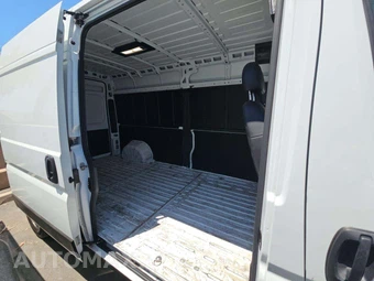 2025 Ram ProMaster 3500 Cargo Van Tradesman w/Passenger Seat High Roof 159.0" WB - miniatura 14