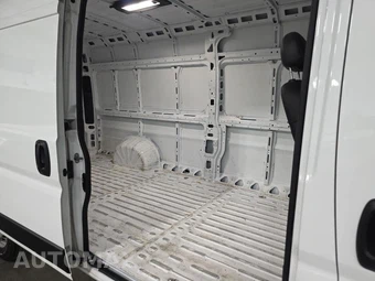 2025 Ram ProMaster 3500 Cargo Van Tradesman w/Passenger Seat High Roof 159.0" WB - miniatura 16