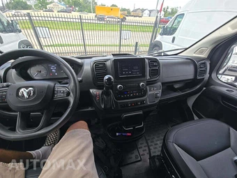 2025 Ram ProMaster 3500 Cargo Van Tradesman w/Passenger Seat High Roof 159.0" WB - miniatura 10