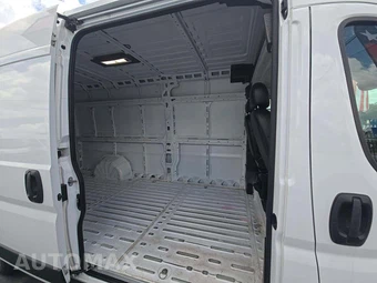 2025 Ram ProMaster 3500 Cargo Van Tradesman w/Passenger Seat High Roof 159.0" WB - miniatura 15