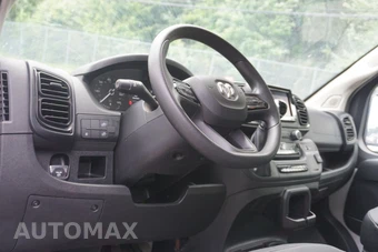 2025 Ram ProMaster 3500 Cargo Van Tradesman w/Passenger Seat High Roof 159.0" WB - miniatura 11