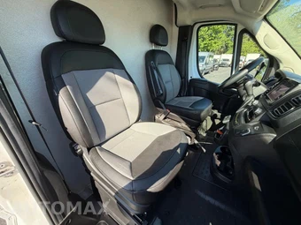 2025 Ram ProMaster 3500 Cargo Van Tradesman w/Passenger Seat High Roof 159.0" WB - miniatura 33