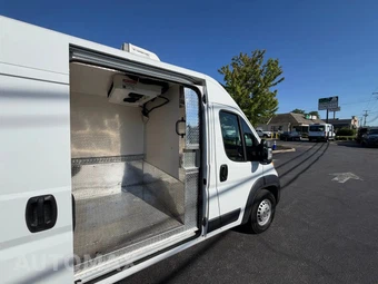 2025 Ram ProMaster 3500 Cargo Van Tradesman w/Passenger Seat High Roof 159.0" WB - miniatura 38