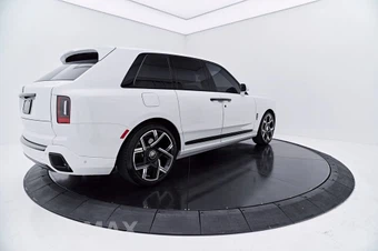 2025 Rolls-Royce Cullinan Black Badge - miniatura 14