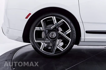 2025 Rolls-Royce Cullinan Black Badge - miniatura 25