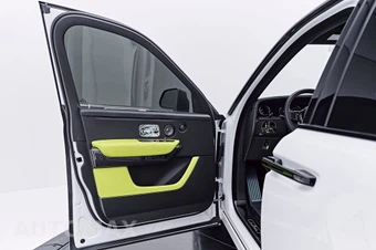 2025 Rolls-Royce Cullinan Black Badge - miniatura 36