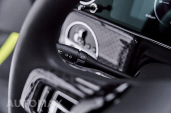 2025 Rolls-Royce Cullinan Black Badge - miniatura 64