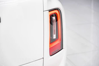 2025 Rolls-Royce Cullinan Black Badge - miniatura 18