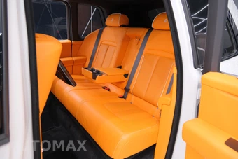 2025 Rolls-Royce Cullinan Black Badge - miniatura 4